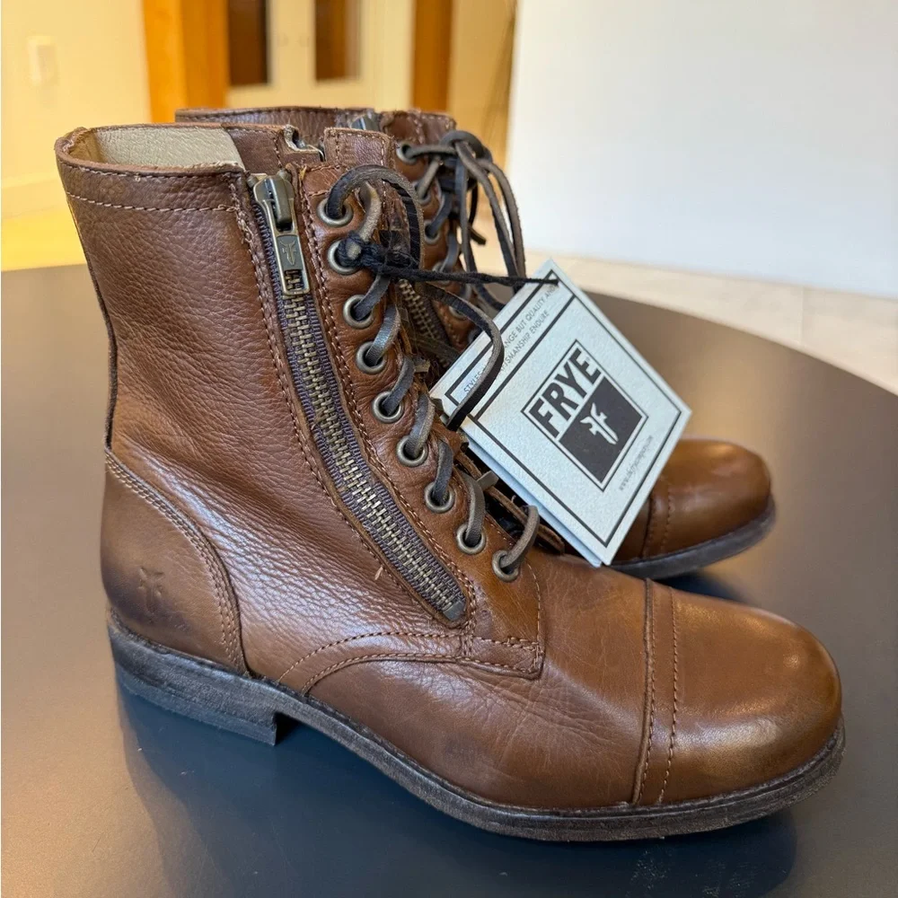 RARE! Frye‎ Womens VINTAGE INSPIRED Tyler Double Zip-SVL Boot, Cognac, 6, NO BOX